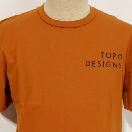 TOPO DESIGNS CAMP LOGO TEE - MEN'S Clay