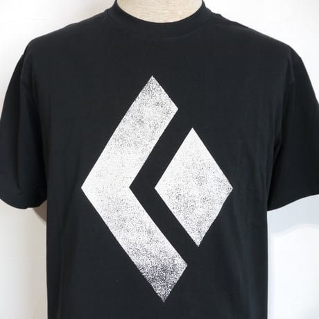 BLACK DIAMOND CHALKED UP TEE Black