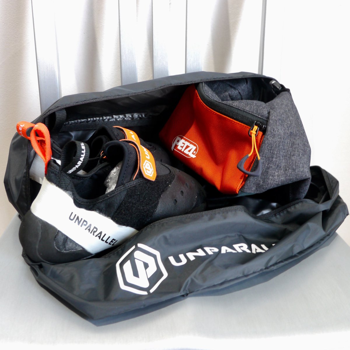 UNPARALLEL UP SHOES・GEAR BAG Black | The Ranch