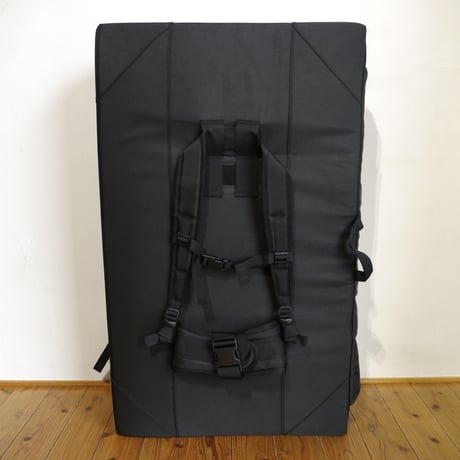 SOILL Crash Pad Black