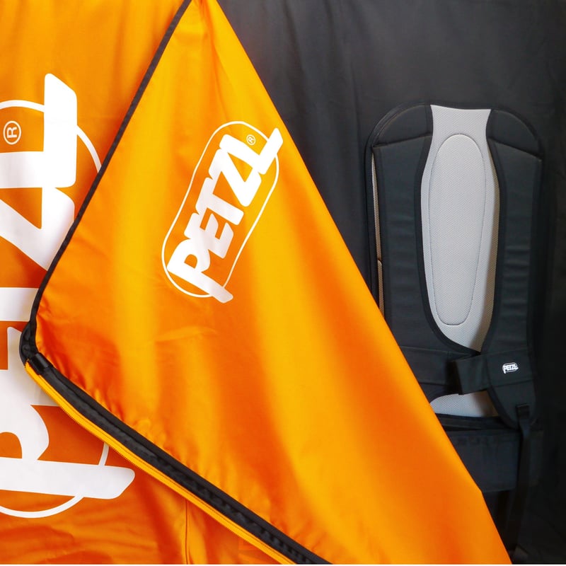 PETZL ALTO Petzl Orange/Black | The Ranch Climb