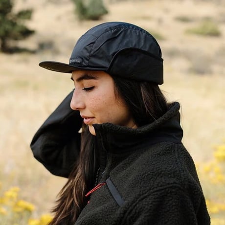 TOPO DESIGNS PUFFER CAP Black