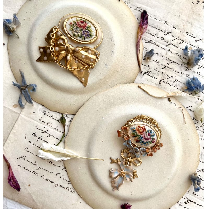 petit point fleurs | parisum.c