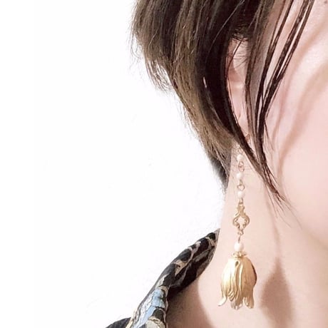 bourgeon doré/ブルジョンドレ ピアス