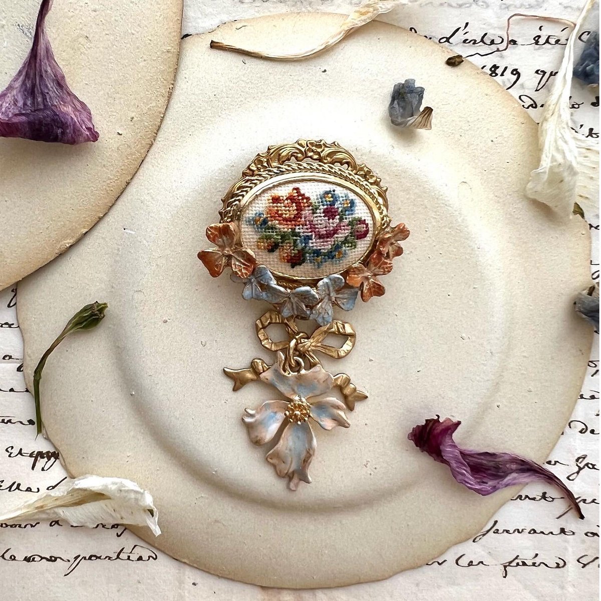 petit point fleurs | parisum.c