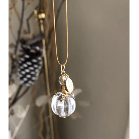 flacon de parfum le pendentif