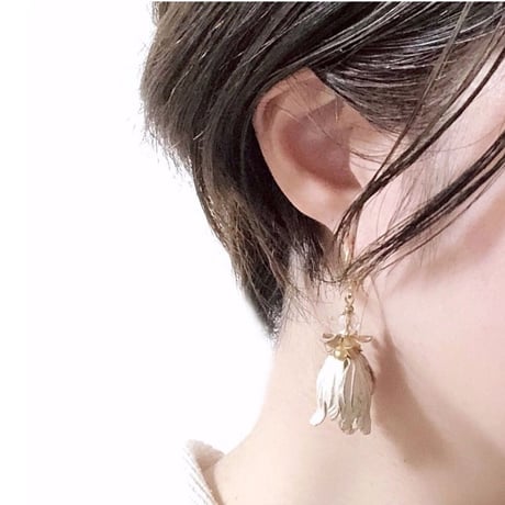 Maquillage blanc bourgeon / マキアージュブラン  ブルジョン ピアス