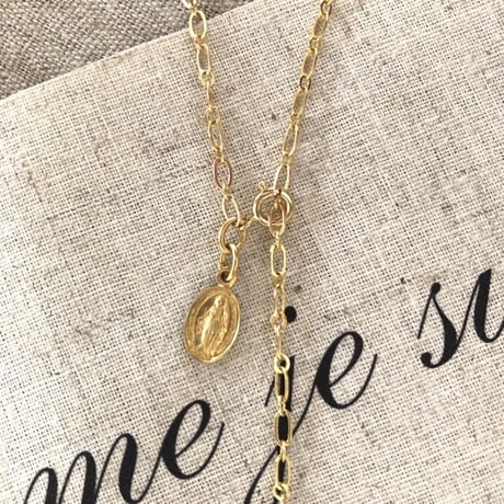 pendentif amulette