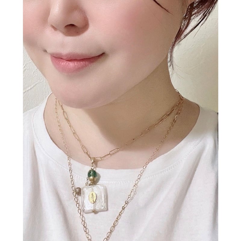 アクセサリー　時計　香水　コスメ　おまとめ 4.5kg程 flacon de parfum amulette collier／お守り香水瓶のネックレス