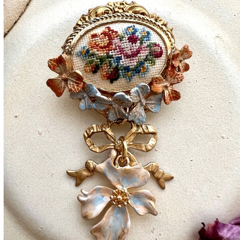 petit point fleurs | parisum.c