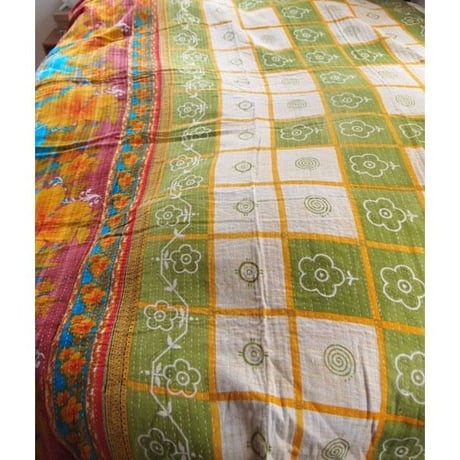 en fil d'Indienne マルチキルトカバー Antique Kantha F140x225