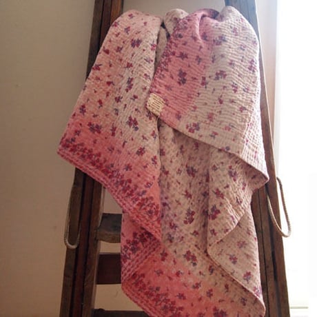 Jeanette farrier baby kantha ジャネットファリア ベビーカンタpink