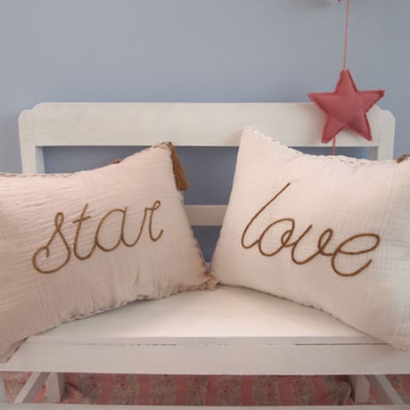 Numero74 ヌメロ74  Message cushion pastel メッセージクッション white