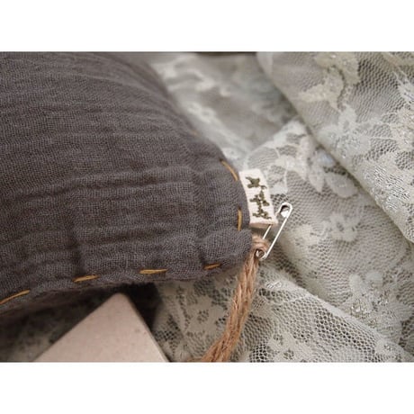 Numero74 ヌメロ74  Message cushion pastel メッセージクッションdark grey