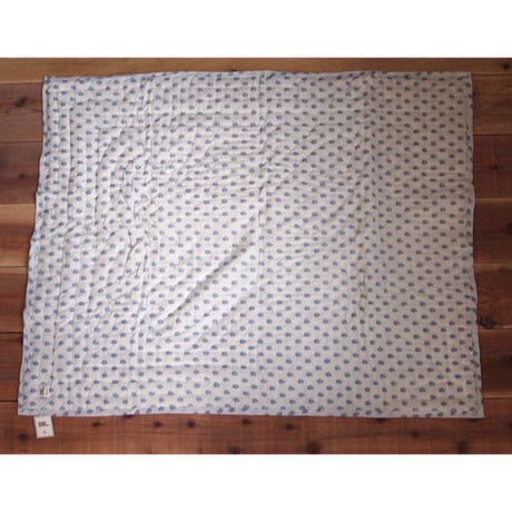 Le petit Lucas プチルカ baby quilt 105x140 Triangles