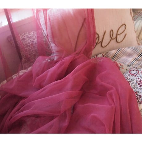 *en fil d'Indienne カーテン Tulle curtain framboise 120x300