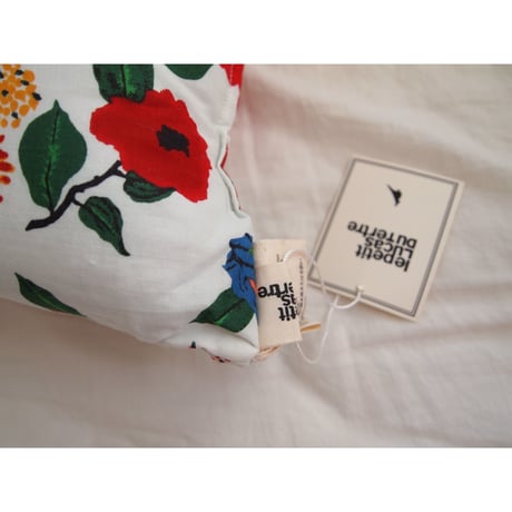 Le petit Lucas プチルカ Cushion 30x30 flower
