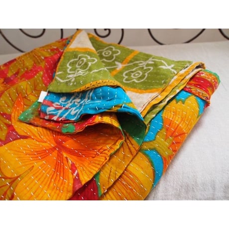 en fil d'Indienne マルチキルトカバー Antique Kantha F140x225