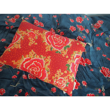 bagaille バガイユ クッション cotton Pivoine red 45x50 中材付