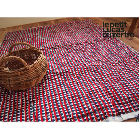 Le petit Lucas プチルカ small quilt 95x105 Triangles