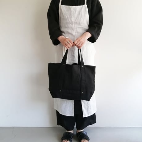 リネンのトートバッグ Black