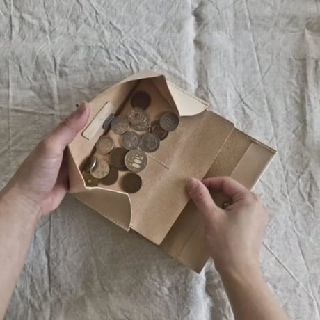 studio FAVORI　小銭が見える長財布