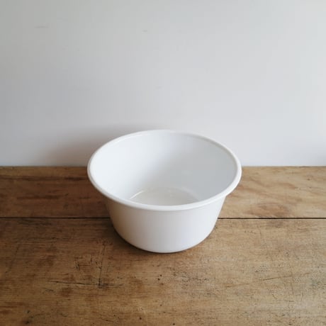 enameled washbowl 小