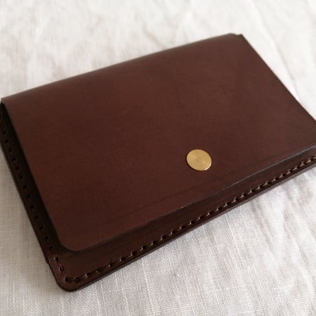 studio FAVORI　包容力のある名刺入れ