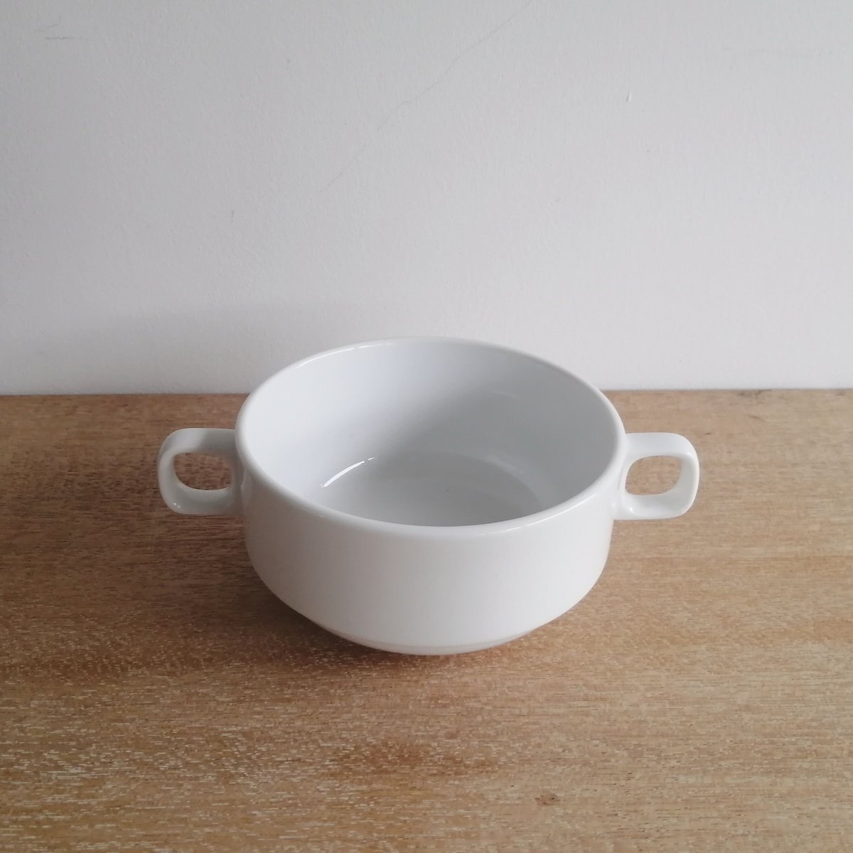 白磁の両手スープカップ | mikke