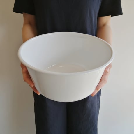 enameled washbowl 大