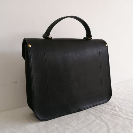 studio FAVORI　German hook handbag　スミクロ