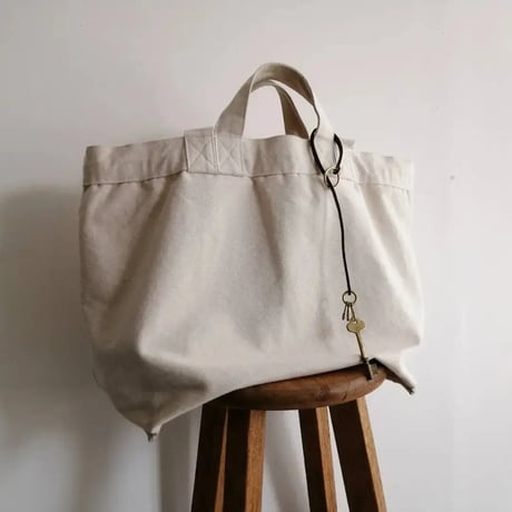 studio FAVORI　droopy key strap