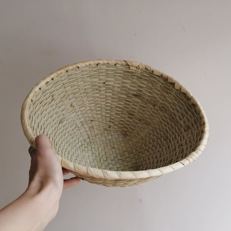バンフォラカゴ 中