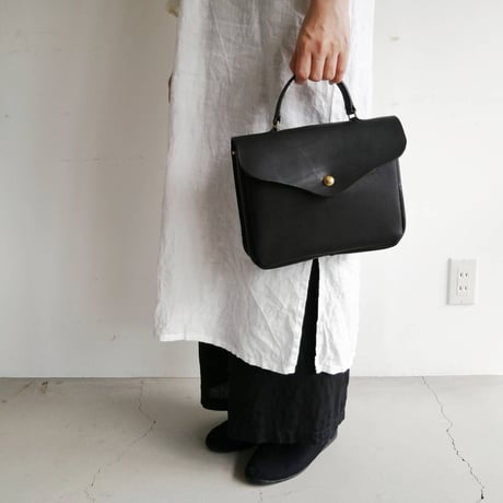 studio FAVORI　German hook handbag　スミクロ