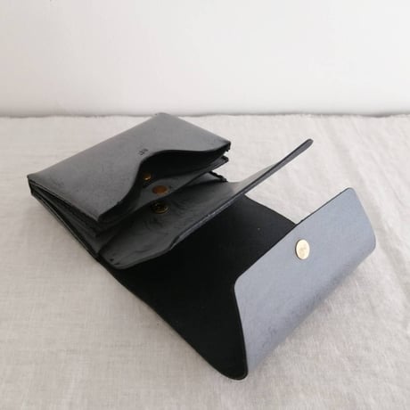 studio FAVORI　シンメトリーな三つ折り財布