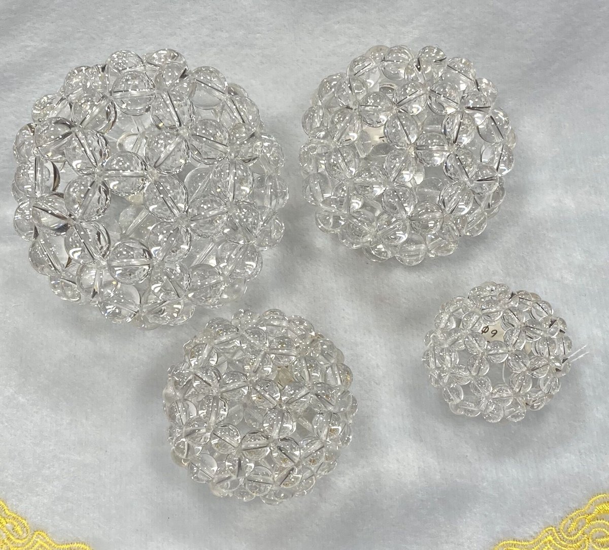 高波動⭐︎神聖幾何学フラーレン 水晶バッキーボール 直径約53mm