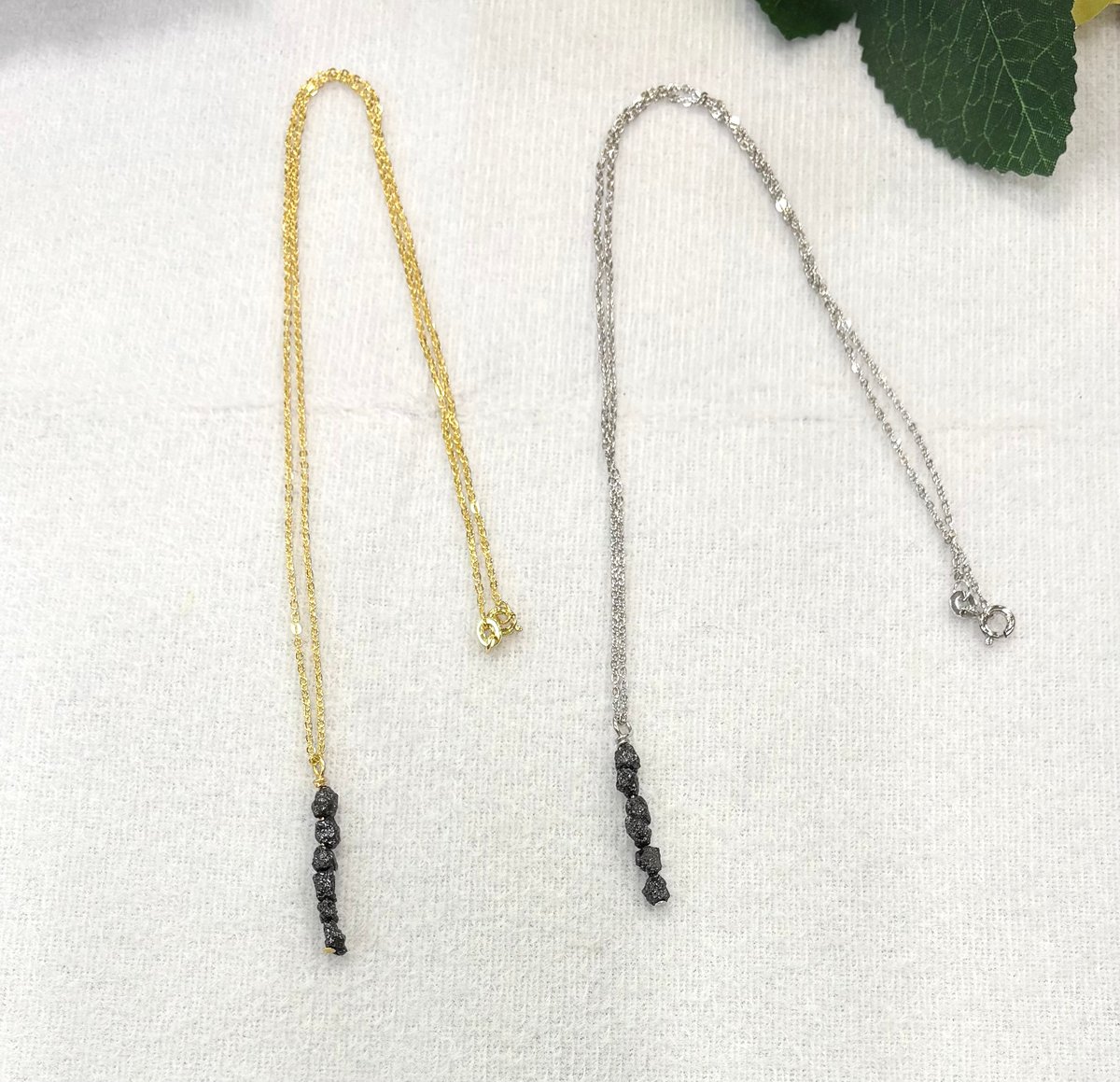 ブラックダイヤモンド原石ペンダント （silver925チェーン付き