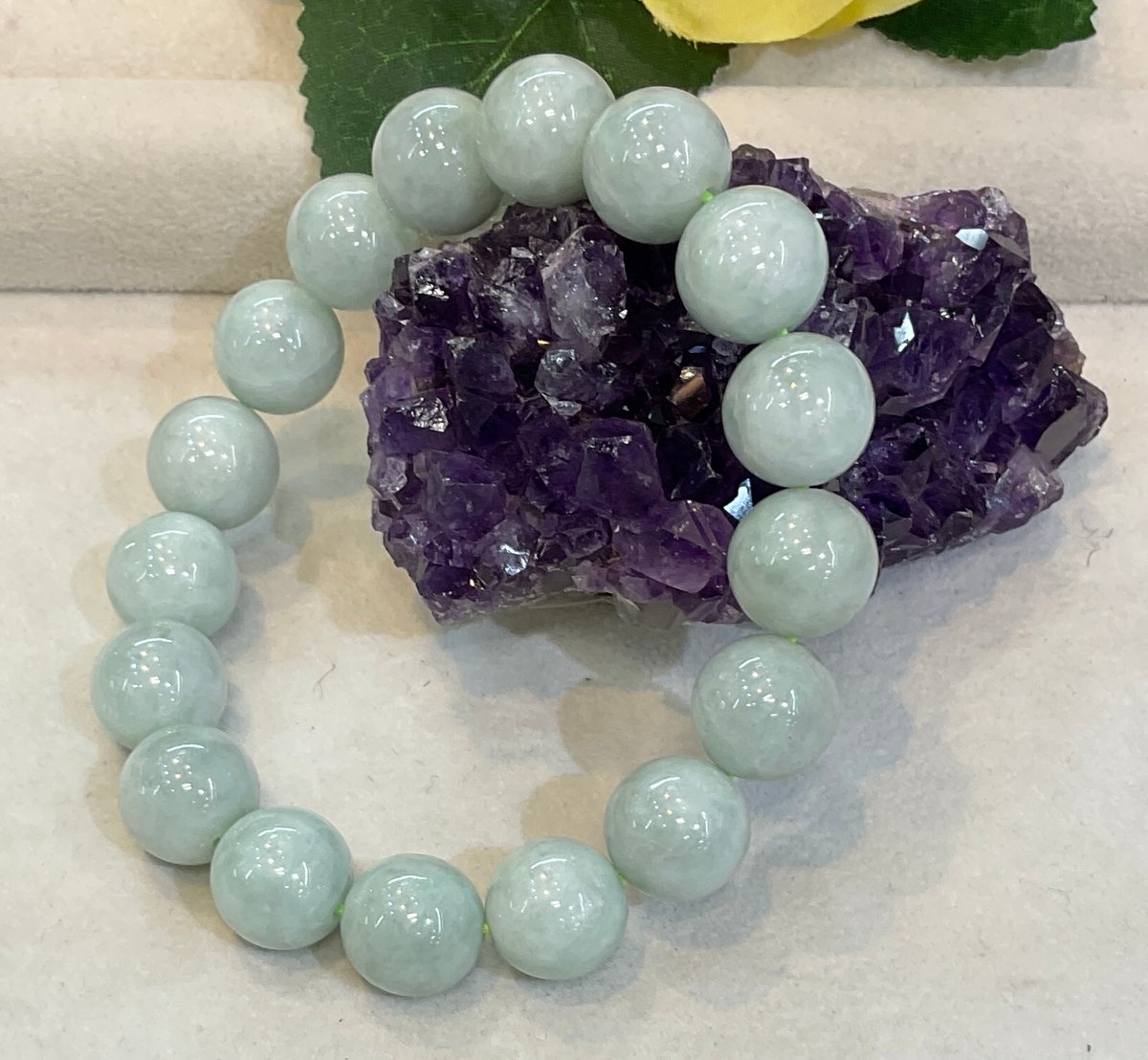 高波動】ミャンマー産翡翠（ヒスイ）12mmブレスレット | Angel Stone