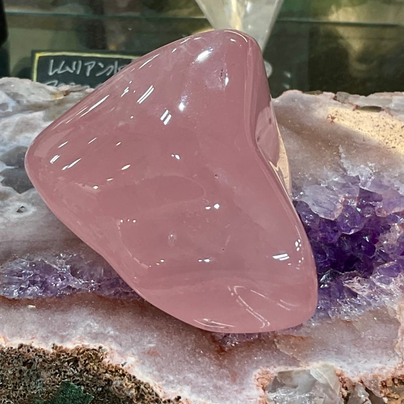 高波動】マダガスカル産 ローズクォーツ フリーフォームB 99g | Angel