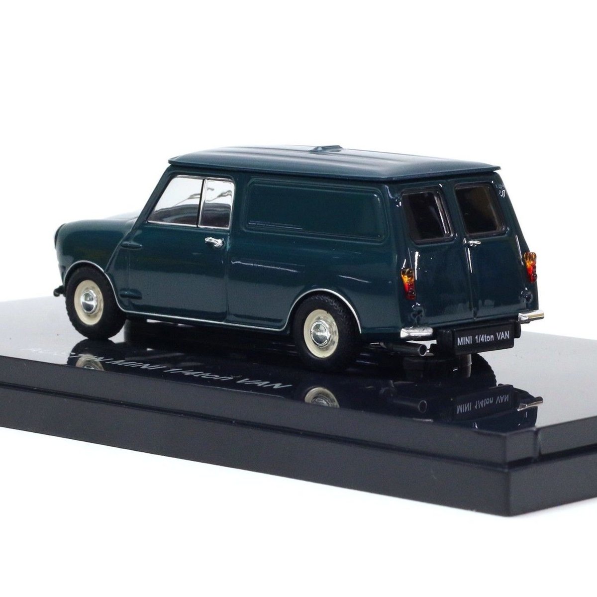 エブロ 1/43 オースチン ミニ バン グリーン (44561) | Classca エブロ 1/43 オースチン ミニ バン グリーン (44561) | Classca