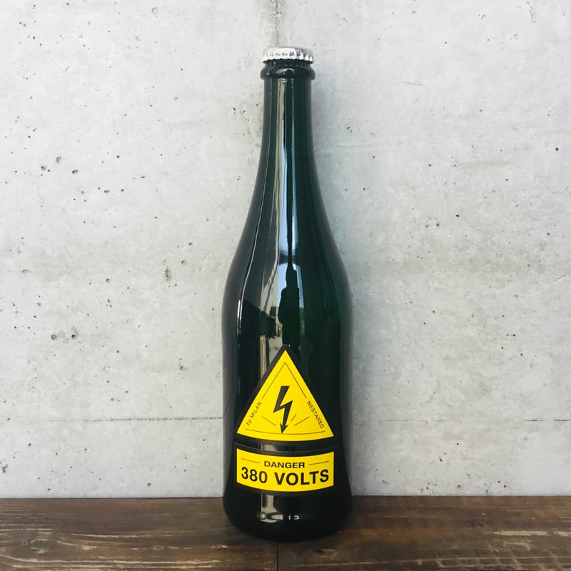 ワイン Danger 380 Volts 750ml Milan Nestarec Danger 380 volts buy now @ naturalwinedealers