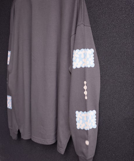 “The Undivided Mind ” Collage ビッグシルエットLongSleeve