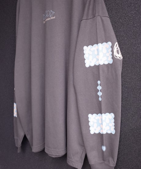 “The Undivided Mind ” Collage ビッグシルエットLongSleeve