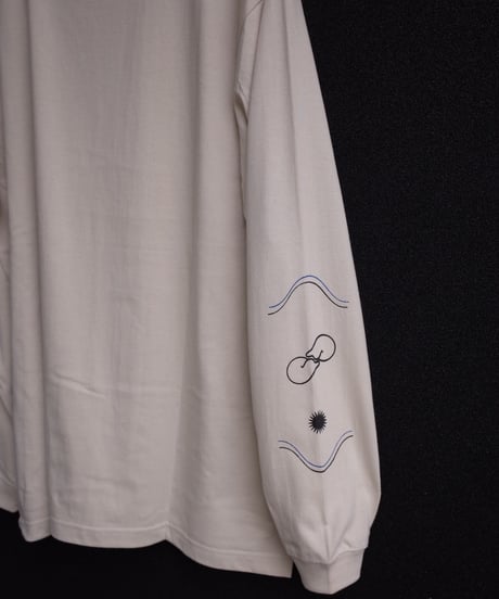 “The Undivided Mind ” Collage LongSleeve