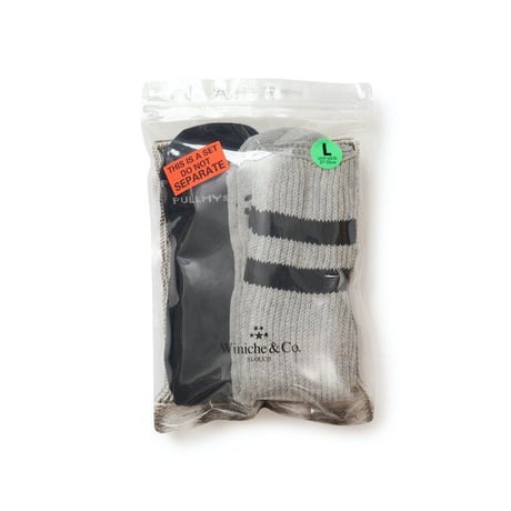 SLOUCH SOCKS by Winiche