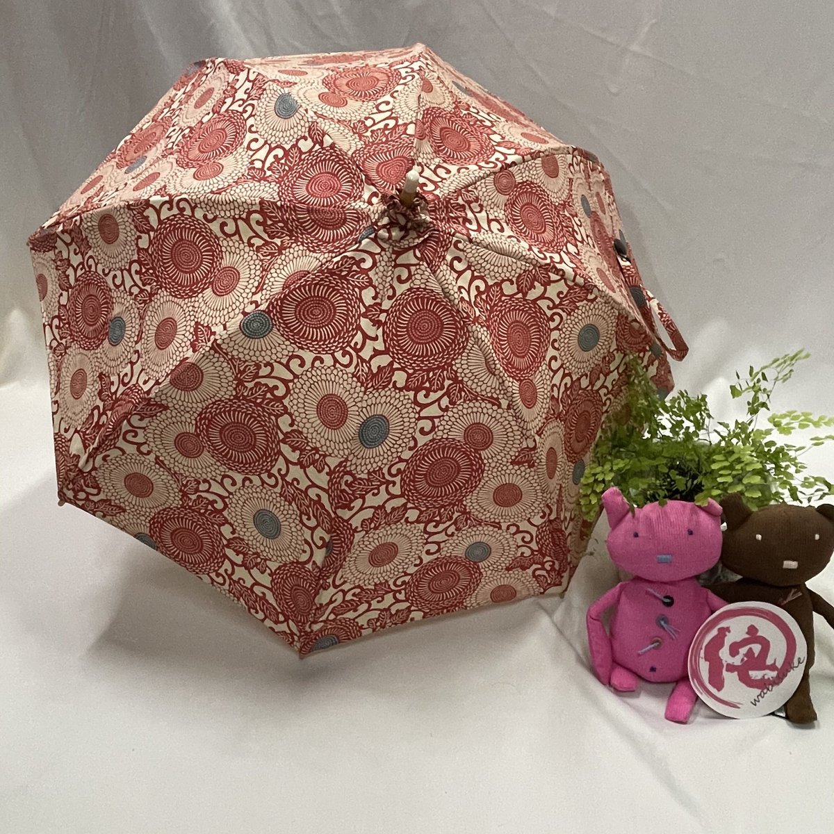 【ハンドメイド日傘】花唐草文様 ☆着物リメイク 【ハンドメイド日傘】花唐草文様 ☆着物リメイク