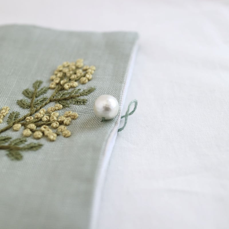 ポニーフック「猫とミモザ」手刺繍 149c3dff0af45efff0691aaa1cd88d