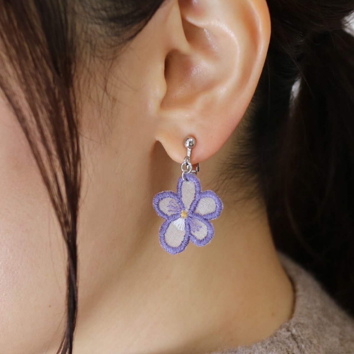 最終お値下げ‼️新品タグ付❗️ozzonesteシースルーベアトップ 花刺繍 最終お値下げ‼️新品タグ付❗️ozzonesteシースルーベアトップ 花刺繍