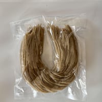 コメ粉麺（アカモク入）1袋100g  コメ粉麺（アカモク入）1袋100g　低カロリーなカルボナーラ作ってみて！