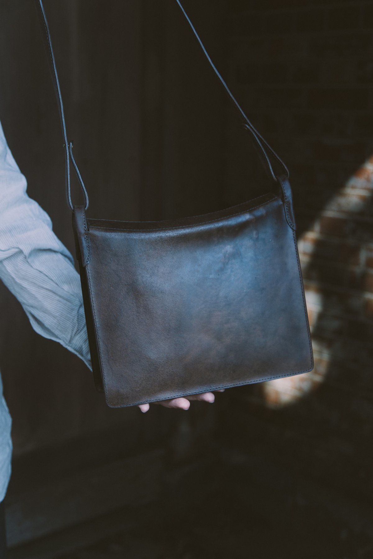 nu ヌ　flat bag \"Cavallo\" flat bag 